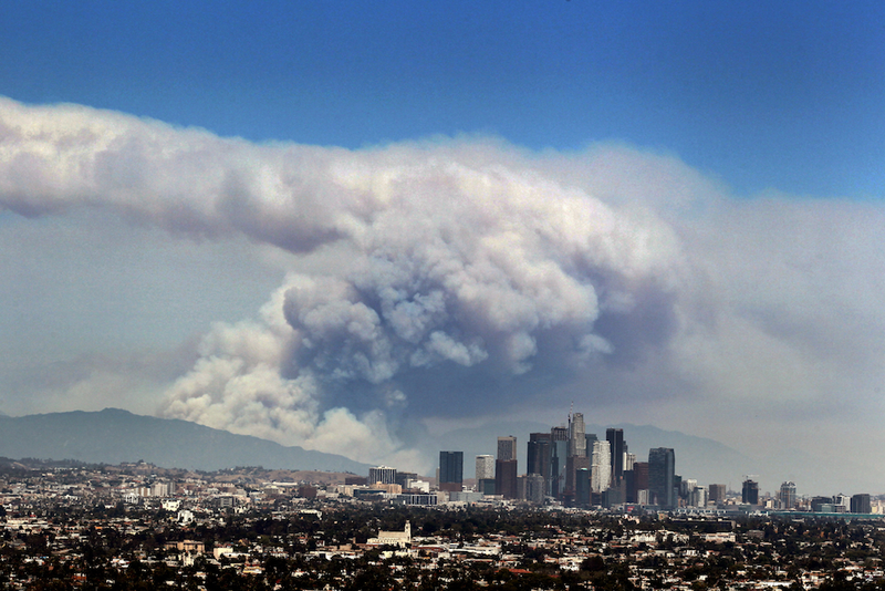 Smoke from two fires in the LA foothills. (AP Photo/Ringo H.W. Chiu)